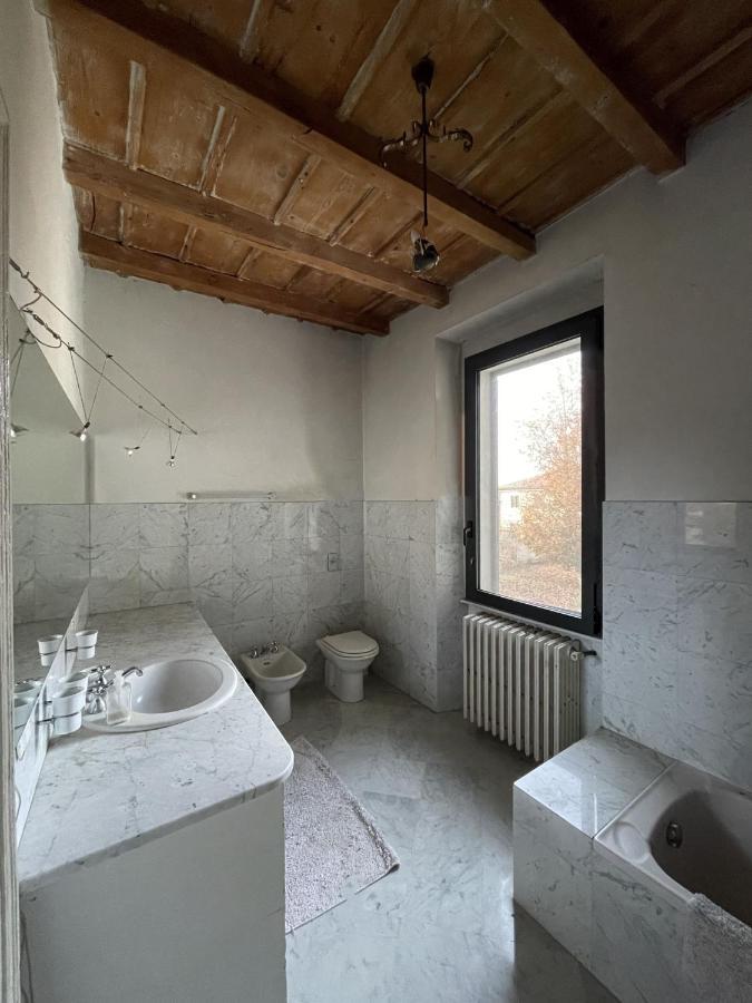 Vila Affascinante Casale Brambilla Vicino Pavia San Zenone al Po Exteriér fotografie